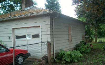 garage before renovation